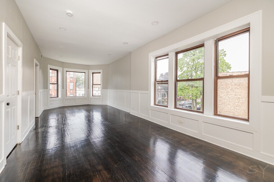 More Photos Of 3651 W Grenshaw St, Chicago Multifamily For Sale