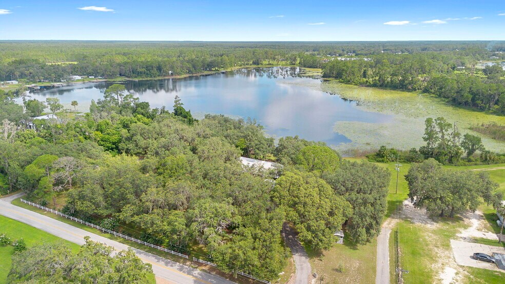 More Photos Of 579 Johnson Lake Rd, De Leon Springs Assisted Living For Sale