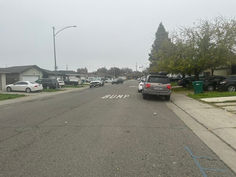 More Photos Of 7941 Diana Marie Dr, Stockton Apartments For Sale