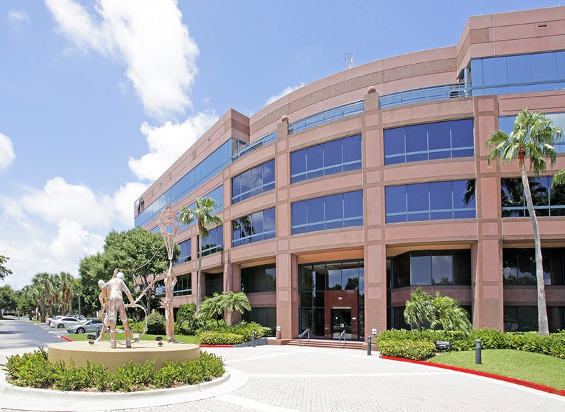 Primary Photo Of 701 Northpoint Pky, West Palm Beach Medical For Lease