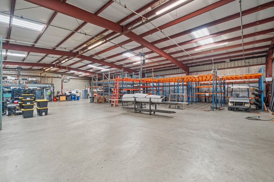 More Photos Of 4081 Seaport Blvd, West Sacramento Warehouse For Lease
