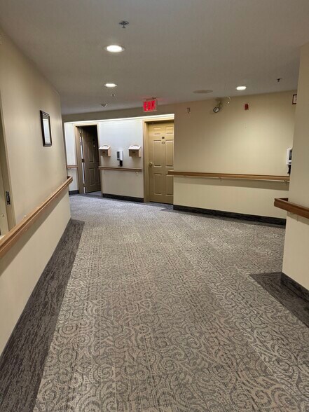 More Photos Of 725 Gibralter St, Norfolk Flex For Sale