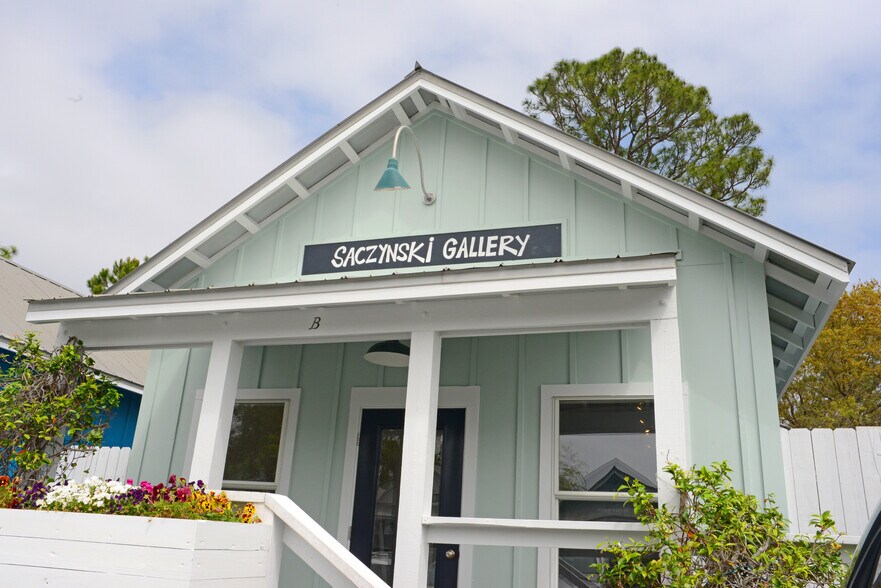 More Photos Of 26 Logan Ln, Santa Rosa Beach General Retail For Sale