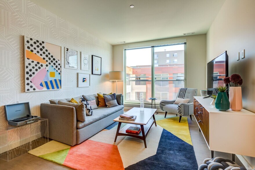 More Photos Of 190 Pleasant St, Malden Apartments For Lease