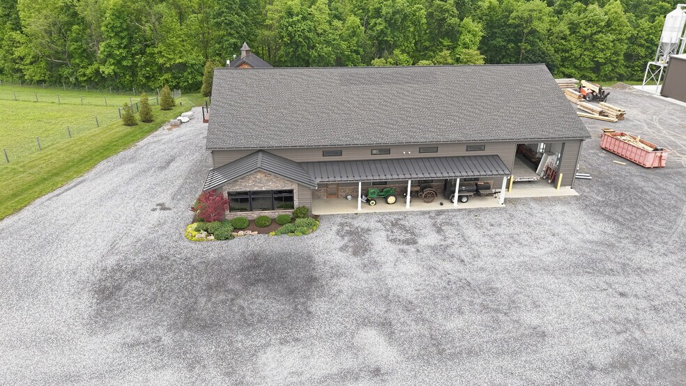 More Photos Of 1655 Mountain Rd, Newburg Industrial For Sale