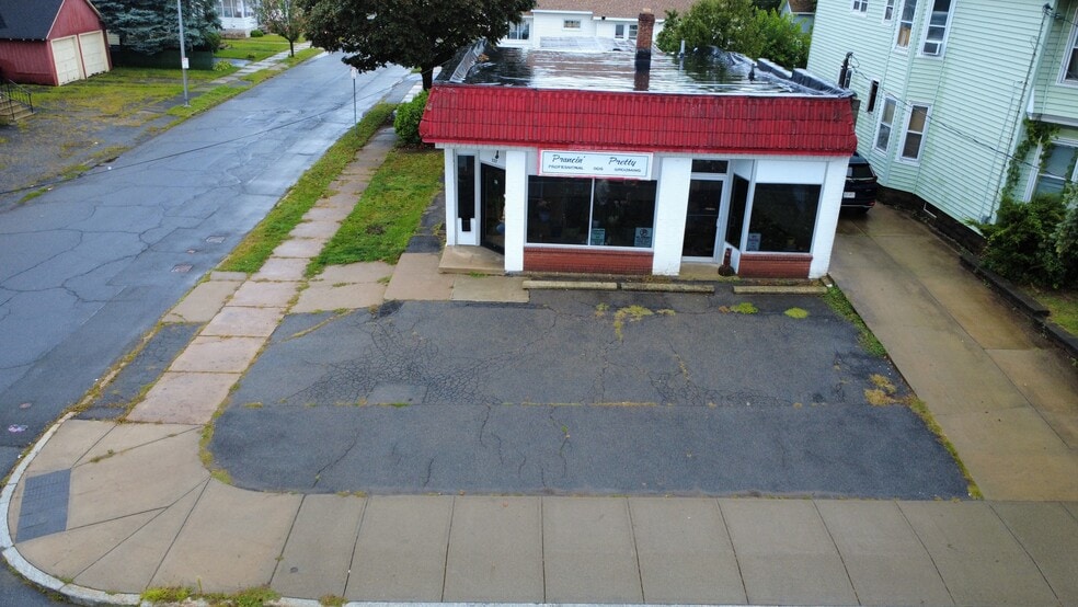 More Photos Of 325 Altamont ave, Schenectady General Retail For Sale