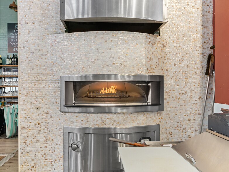 More Photos Of 4352 Soco Rd, Maggie Valley Restaurant For Sale