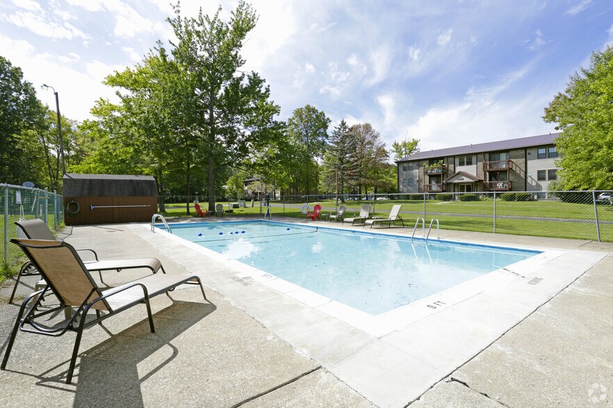 More Photos Of 10795 Timbercrest Dr, Meadville Apartments For Sale