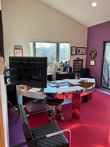 More Photos Of 5101 Olson Memorial Pky, Golden Valley Office For Lease