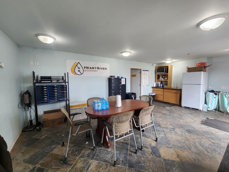 More Photos Of 6619 62 1/2 Ave NW, Blaisdell Distribution For Sale