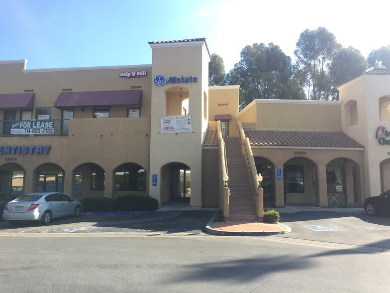 More Photos Of 22200-22290 La Palma, Yorba Linda Unknown For Lease