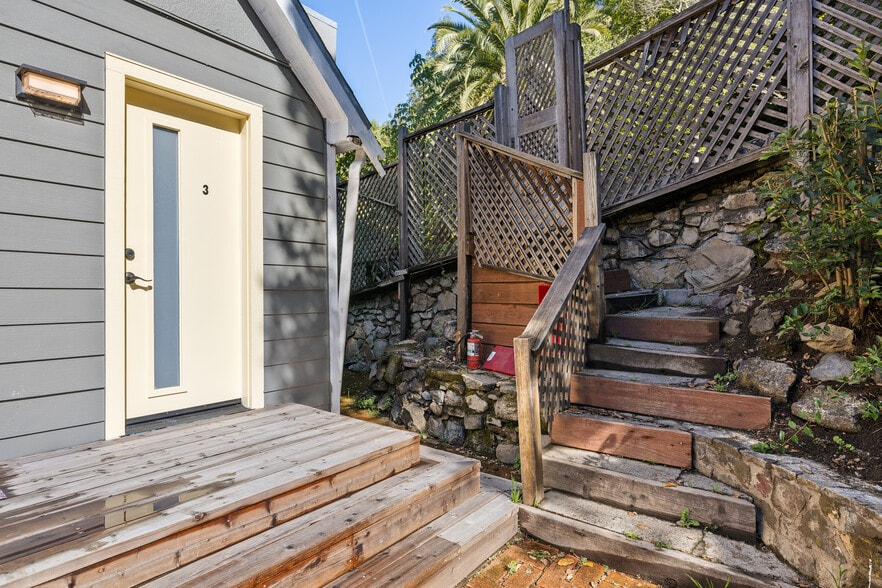 More Photos Of 250 Red Hill Ave, San Anselmo Apartments For Sale