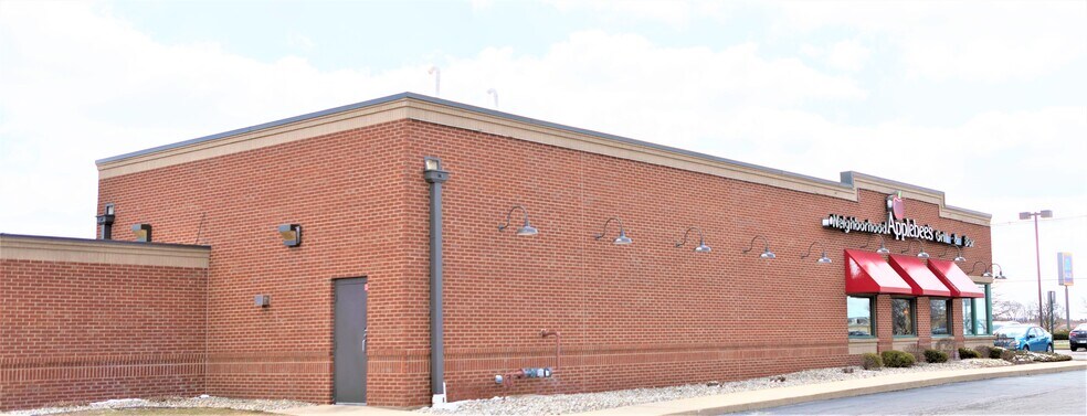 More Photos Of 2432 E Wabash St, Frankfort Restaurant For Sale