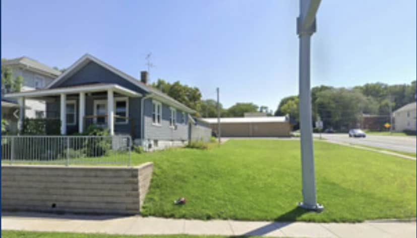 Primary Photo Of 4529 11th St, Rock Island Office For Sale