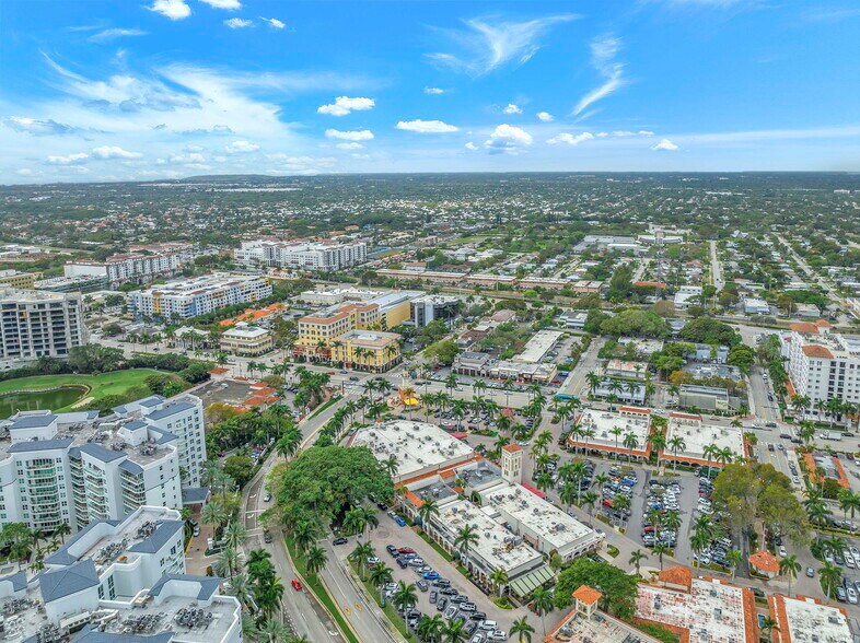 More Photos Of 6020 N Federal Hwy, Boca Raton General Retail For Sale