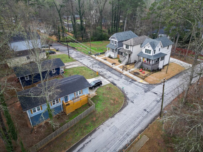 More Photos Of 2766 White Oak Dr, Decatur Religious Facility For Sale