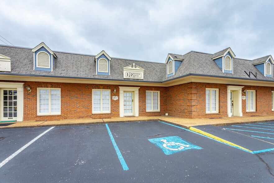 More Photos Of 5811 Lee Hwy, Chattanooga Medical For Sale