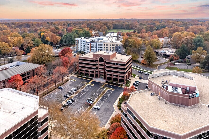 More Photos Of 11490 Commerce Park Dr, Reston Office For Sale