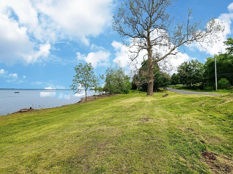 More Photos Of 110 Main St, Aurora Land For Sale
