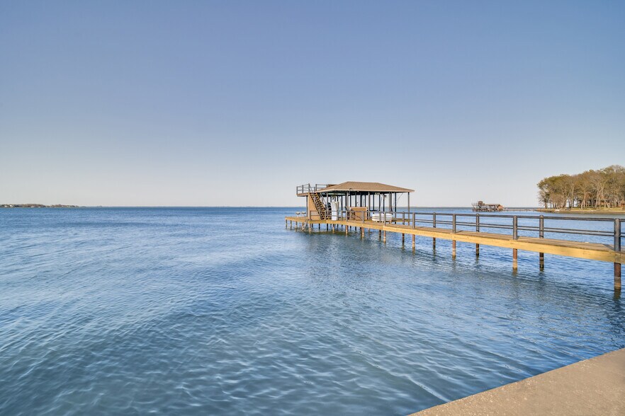 More Photos Of Richland Chambers Lake, Streetman Land For Sale