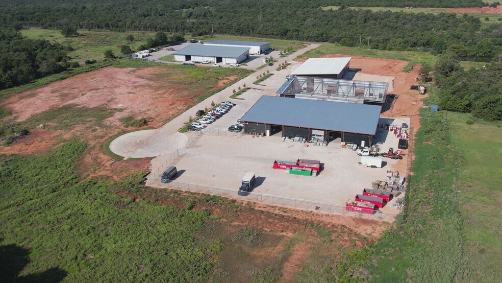 More Photos Of 1662 Freedom Market Pl, Edmond Warehouse For Lease