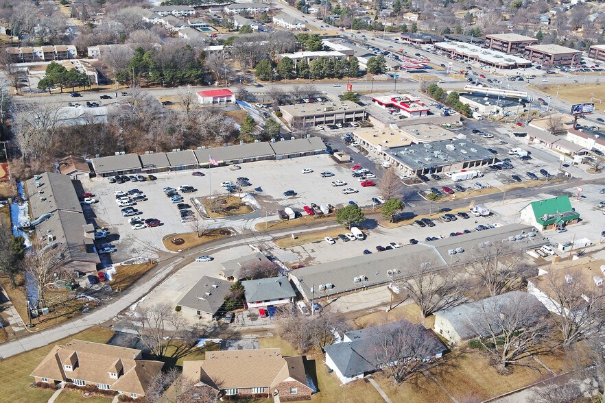 More Photos Of 1195-1197 S Pierce Plz, Omaha Freestanding For Lease