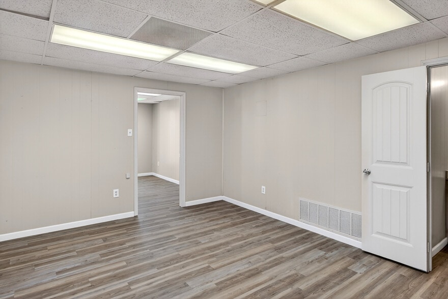 More Photos Of 2716 Judy Ave, Odessa Warehouse For Sale