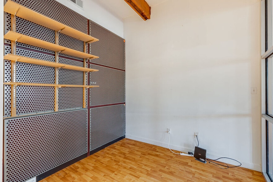 More Photos Of 1521 Hull St, Richmond Storefront Retail Residential For Sale