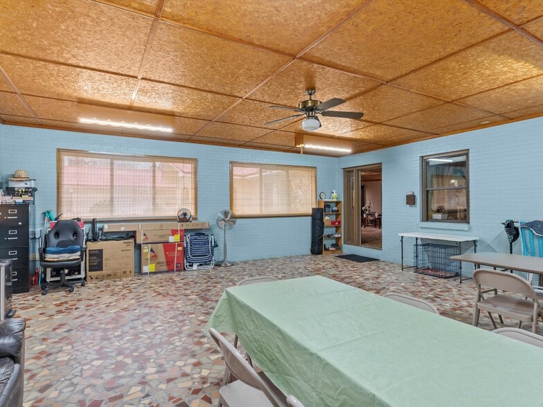 More Photos Of 901 Haven Dr, Dothan Flex For Sale