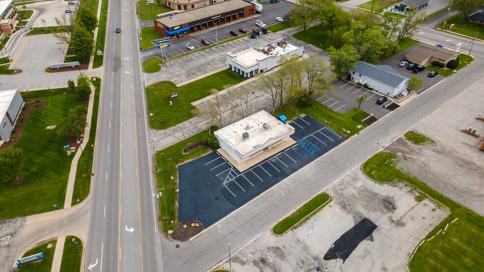 More Photos Of 2306 Calumet Ave, Valparaiso Convenience Store For Sale
