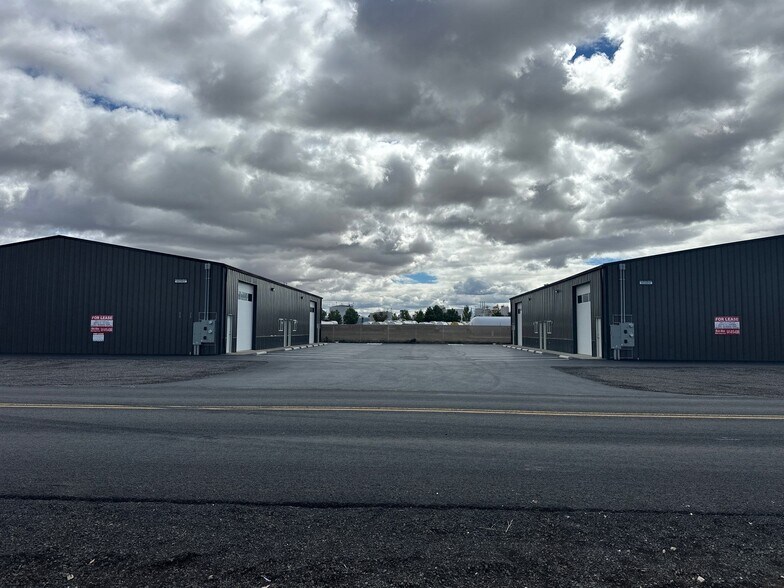 More Photos Of 1843 NW Mill st, Madras Unknown For Lease