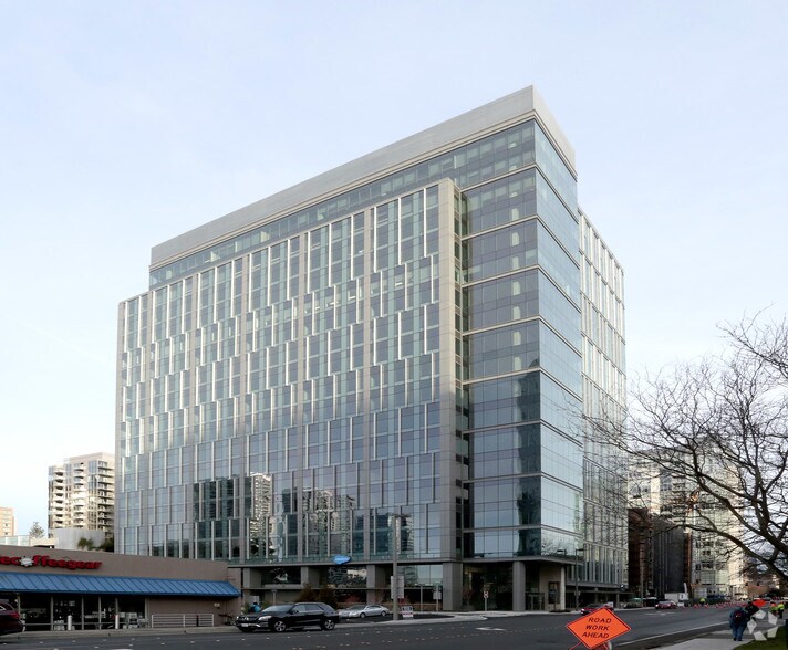 More Photos Of 929 108th Ave NE, Bellevue Office For Lease