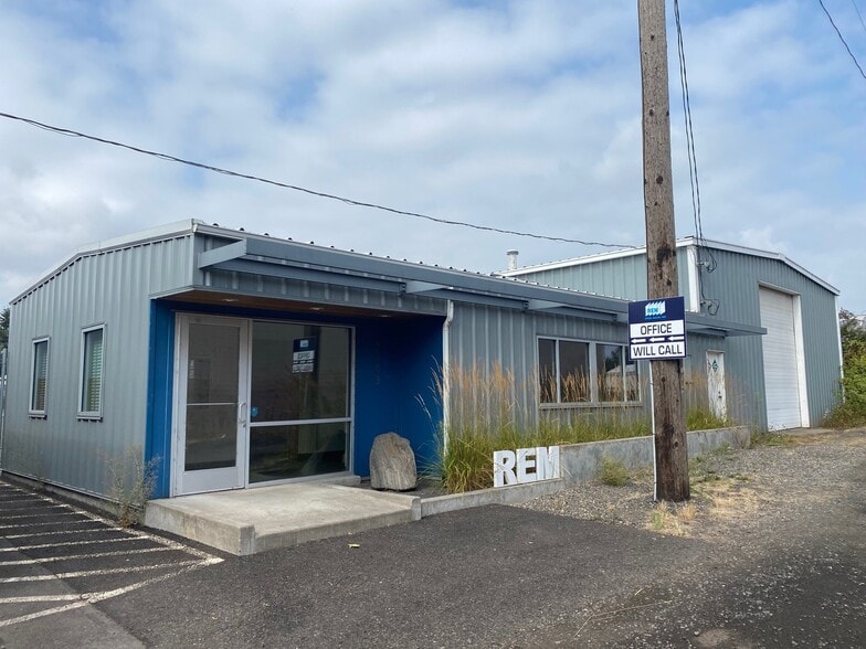 More Photos Of 9109 N Wilbur Ave, Portland Warehouse For Lease