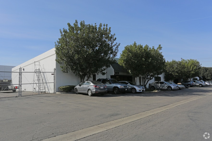 More Photos Of 14020-14028 Marquardt Ave, Santa Fe Springs Warehouse For Lease