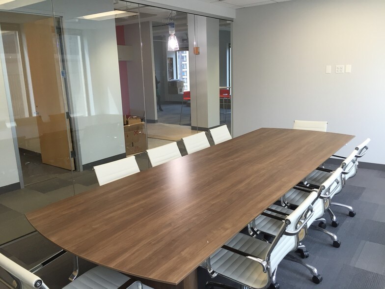 More Photos Of 625 N Michigan Ave, Chicago Office For Lease