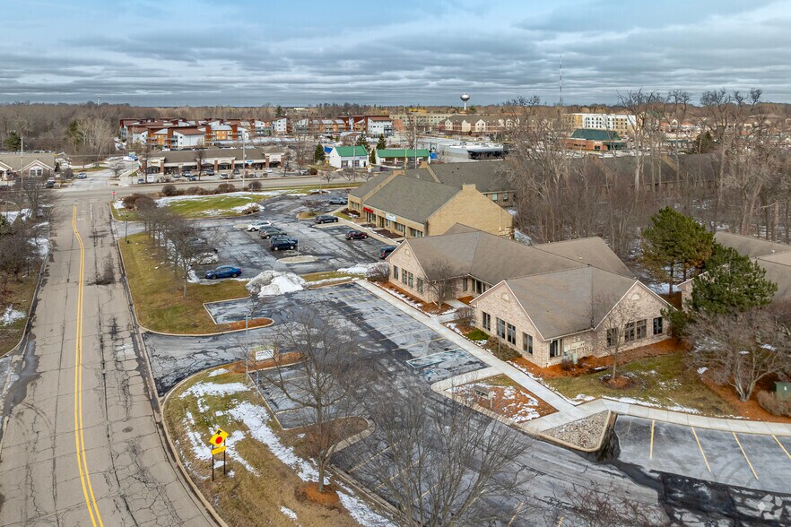 More Photos Of 2410 Woodlake Dr, Okemos Unknown For Lease