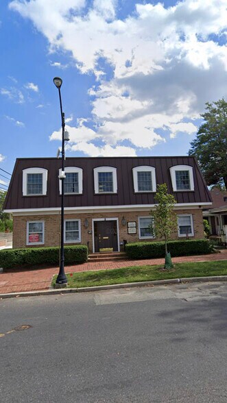 More Photos Of 2 Kings Hwy W, Haddonfield Office For Lease
