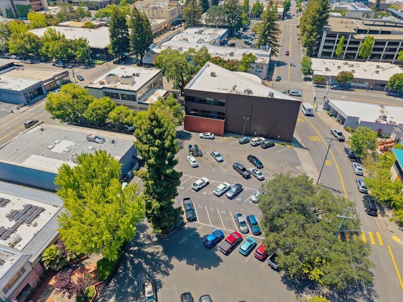 More Photos Of 801 4th St, Santa Rosa Office For Sale