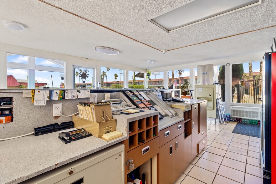More Photos Of 1243 E Main St, Barstow Hotel For Sale
