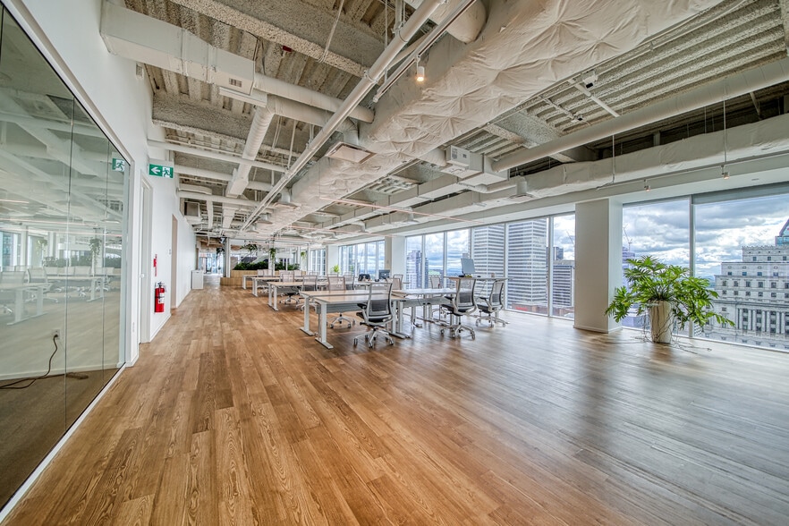 More Photos Of 900 Boul De Maisonneuve O, Montréal Office For Lease