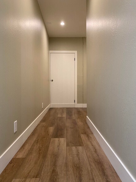 More Photos Of 924 Incline Way, Incline Village Office For Lease