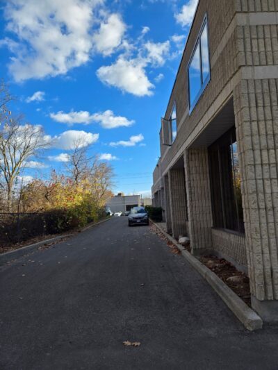 More Photos Of 1605 Sedlescomb Dr, Mississauga Manufacturing For Sale