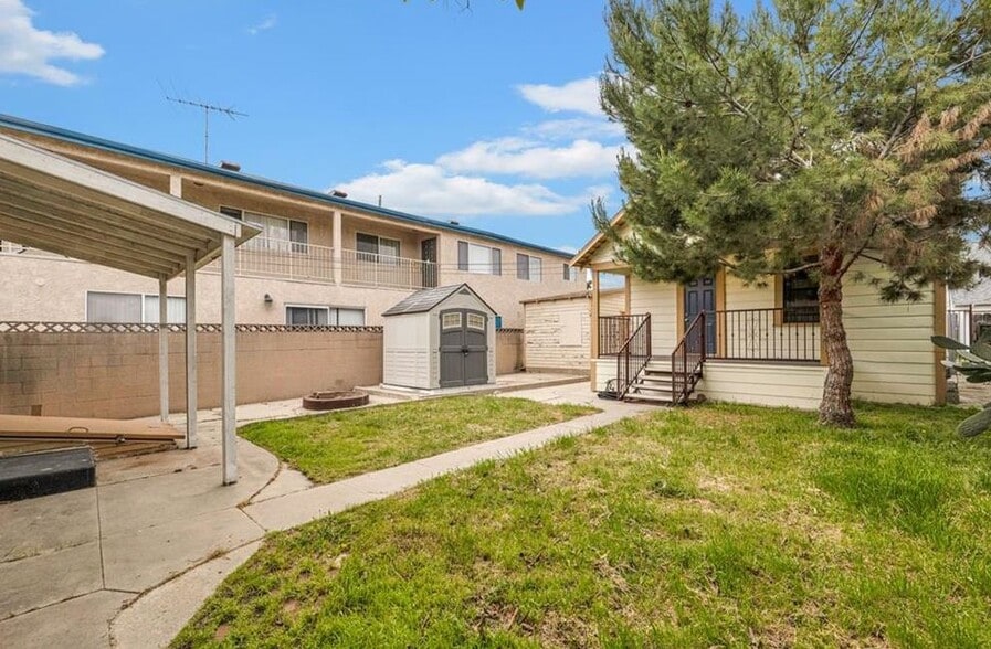 More Photos Of 362 W 11th St, San Pedro Apartments For Sale
