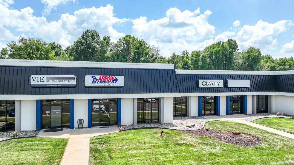 More Photos Of 5009-5015 W WT Harris Blvd, Charlotte Unknown For Lease