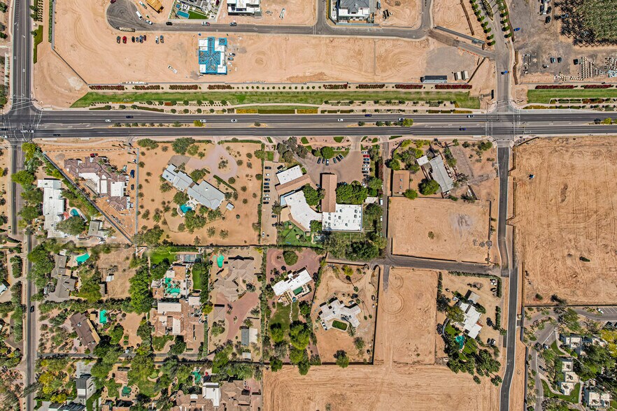 More Photos Of 6909 E Lincoln Dr, Paradise Valley Veterinarian Kennel For Sale