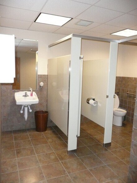 More Photos Of 1735 N Bendix Dr, South Bend Manufacturing For Sale