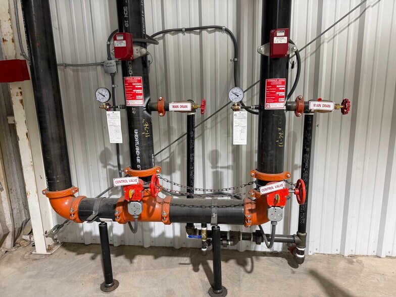 More Photos Of 7155 AL-13, Haleyville Distribution For Sale