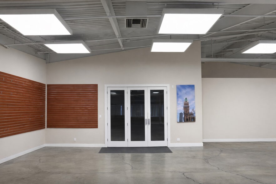 More Photos Of 6425 San Leandro St, Oakland Industrial For Sale