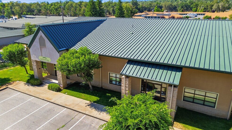 More Photos Of 17278-17310 Cattle Dr, Penn Valley Warehouse For Lease