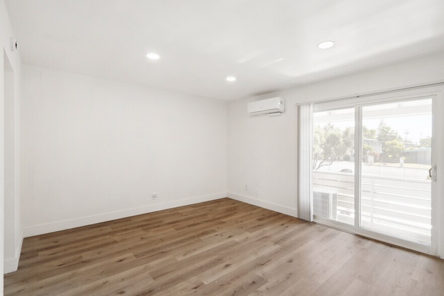 More Photos Of 2933 Eastern Ave, Sacramento Apartments For Sale